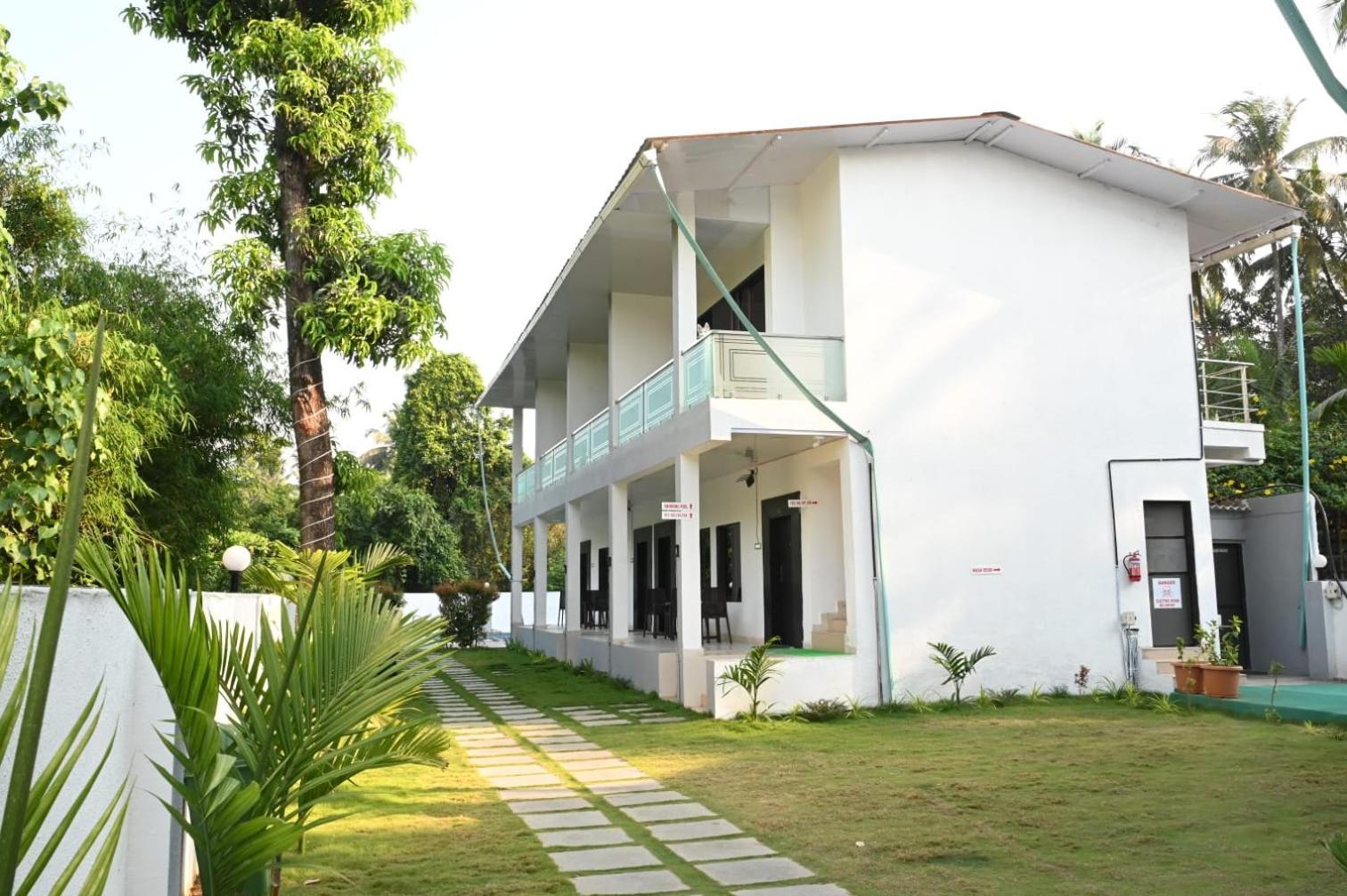 Golden Pearl Resort By Gemstone Hospitality Alibag Exterior foto