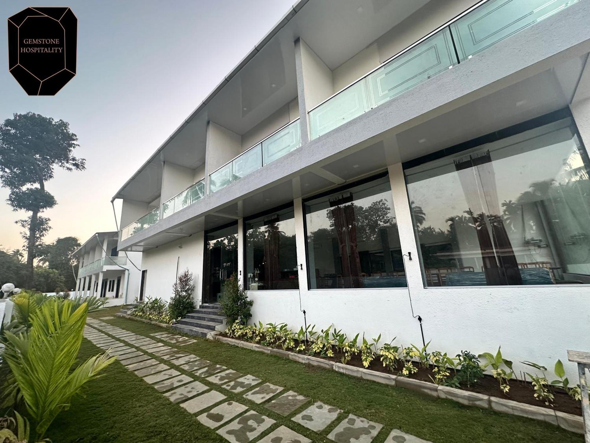 Golden Pearl Resort By Gemstone Hospitality Alibag Exterior foto